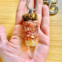 Snuff Vial With Scoop