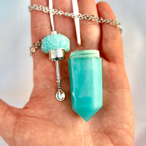 Cruel Intentions Necklace with Spoon