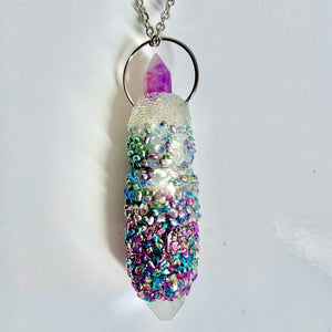 Snuff Pendant With Spoon