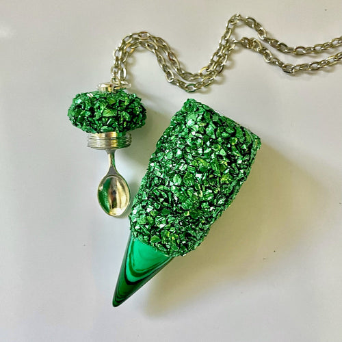 Snuff Vial With Spoon - Dark Green